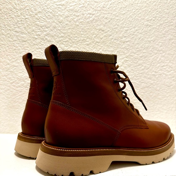 Cole Hahn - Men's American Classics Plain Toe Waterproof Boots - Picture 1 of 4